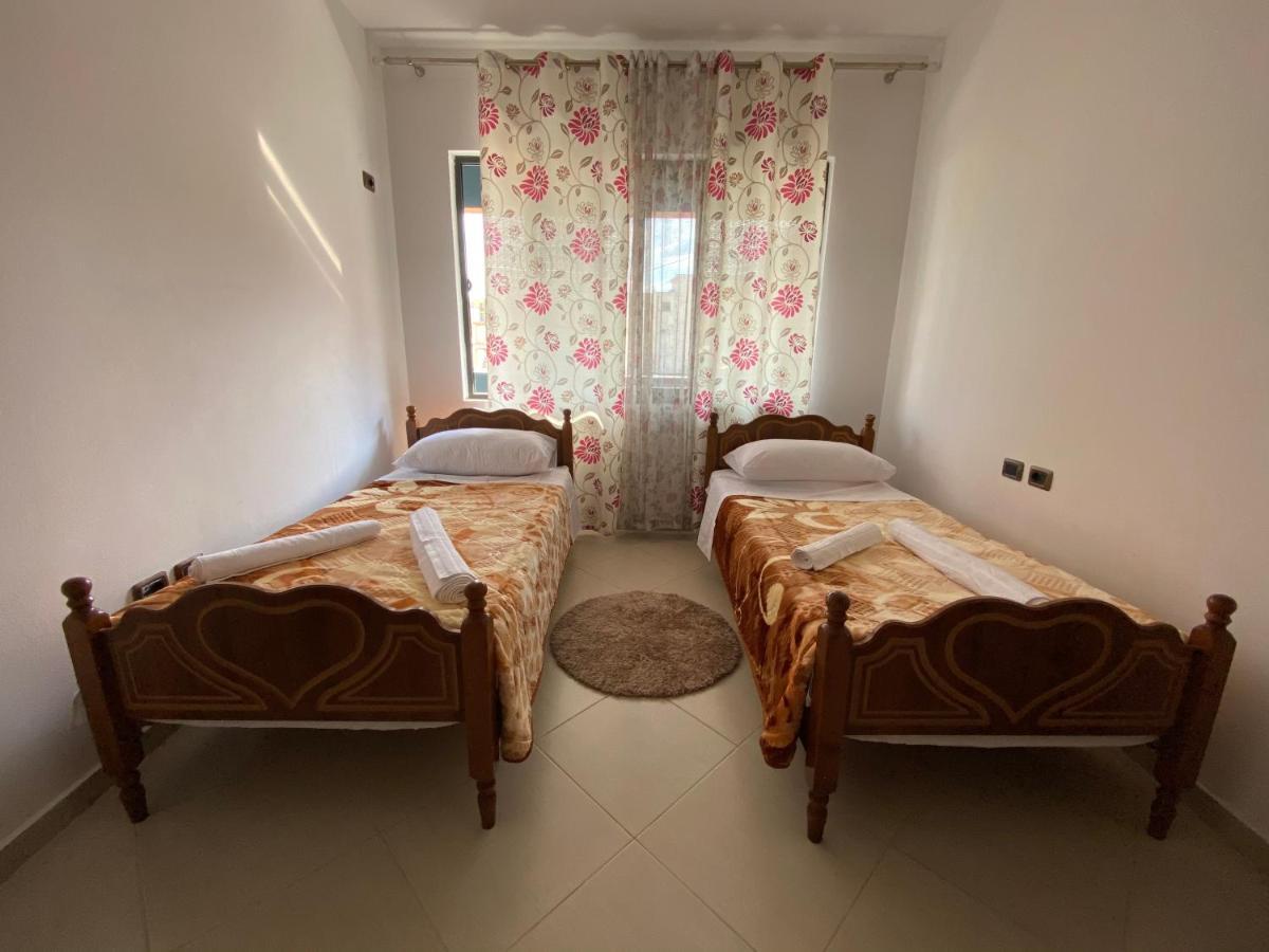 Home Sweet Home 1 - Guest House Tirana Buitenkant foto