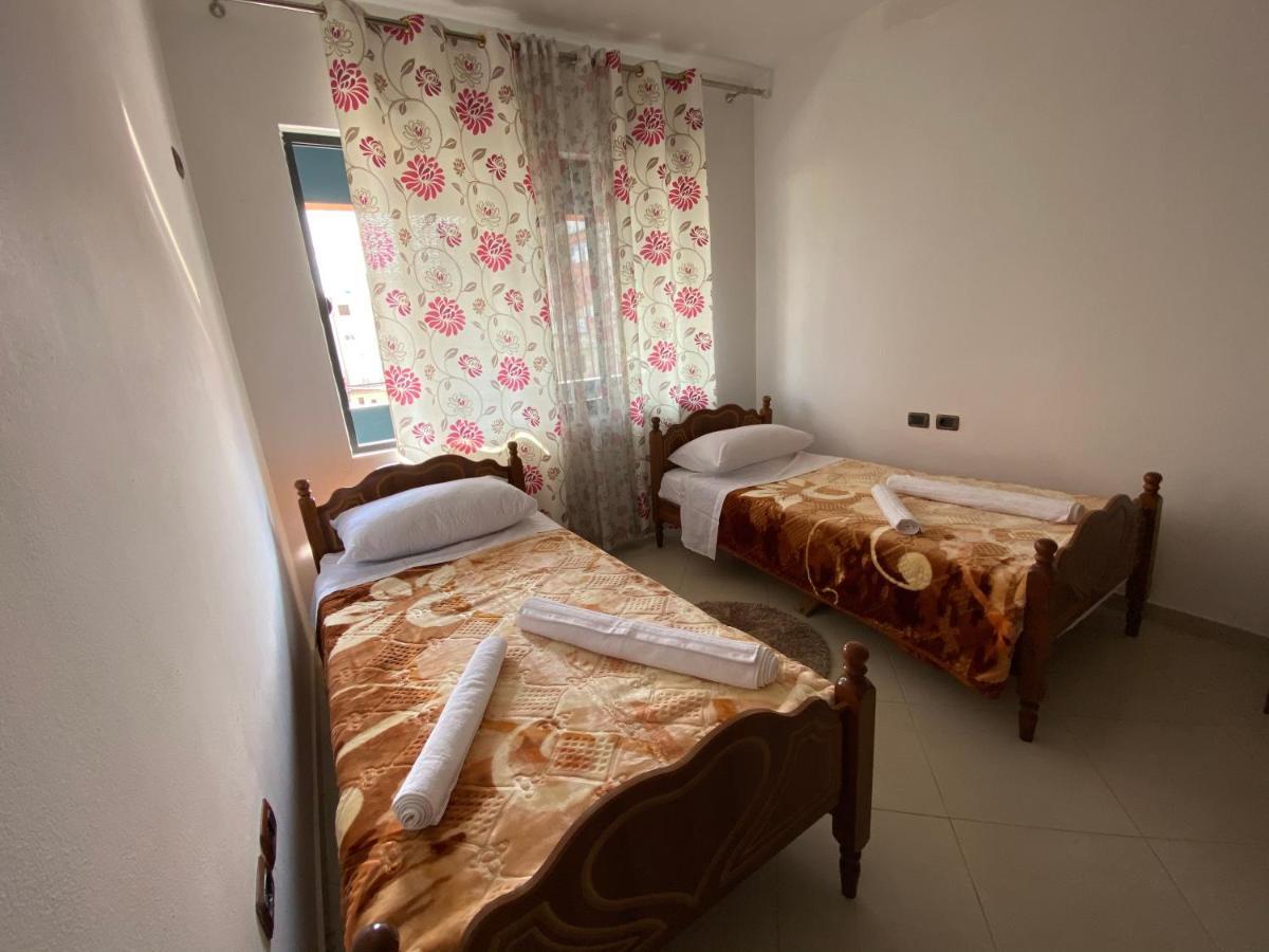 Home Sweet Home 1 - Guest House Tirana Buitenkant foto